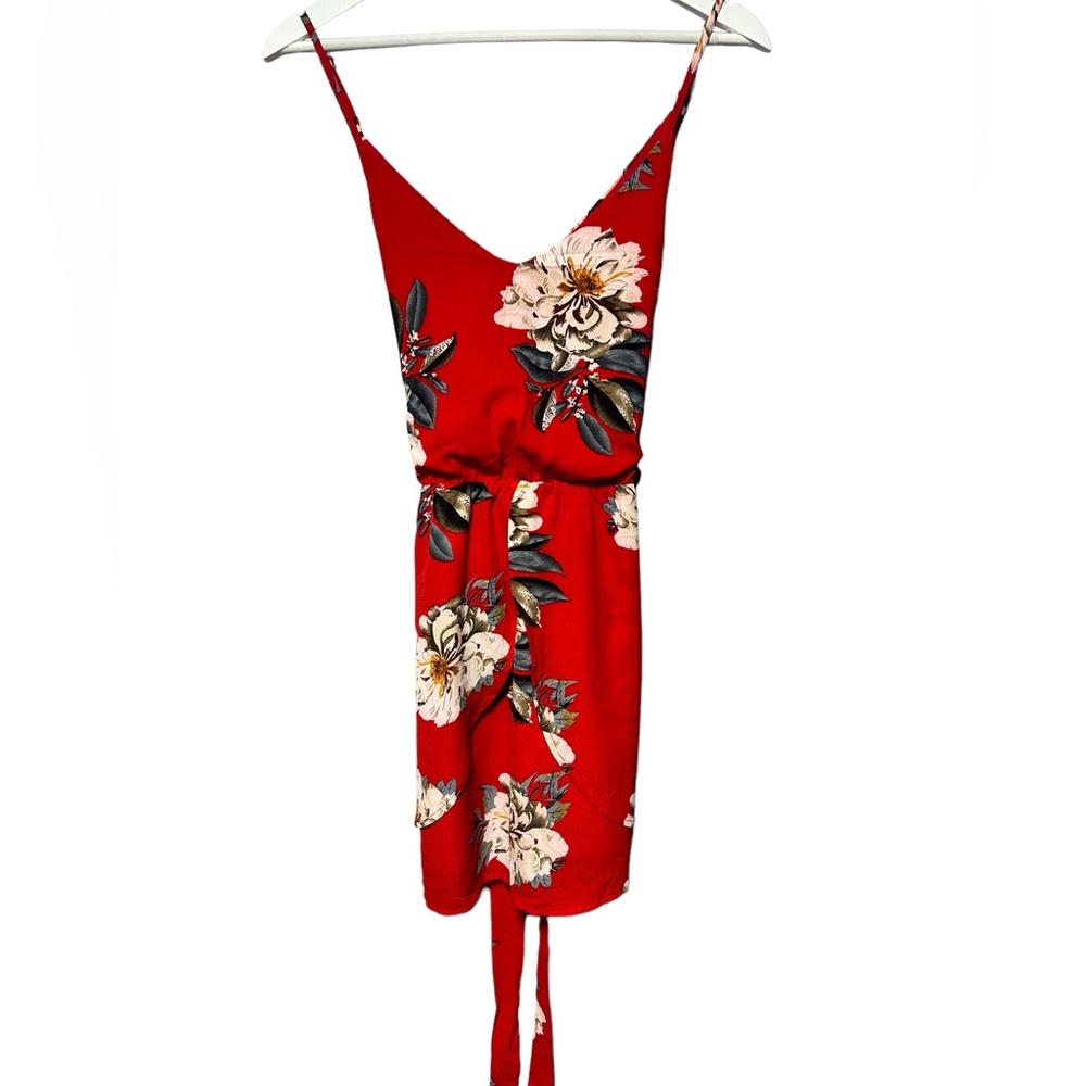 Adorable Red Floral Mini Dress W/Tie Back  at Waist Size Medium - Picture 3 of 12